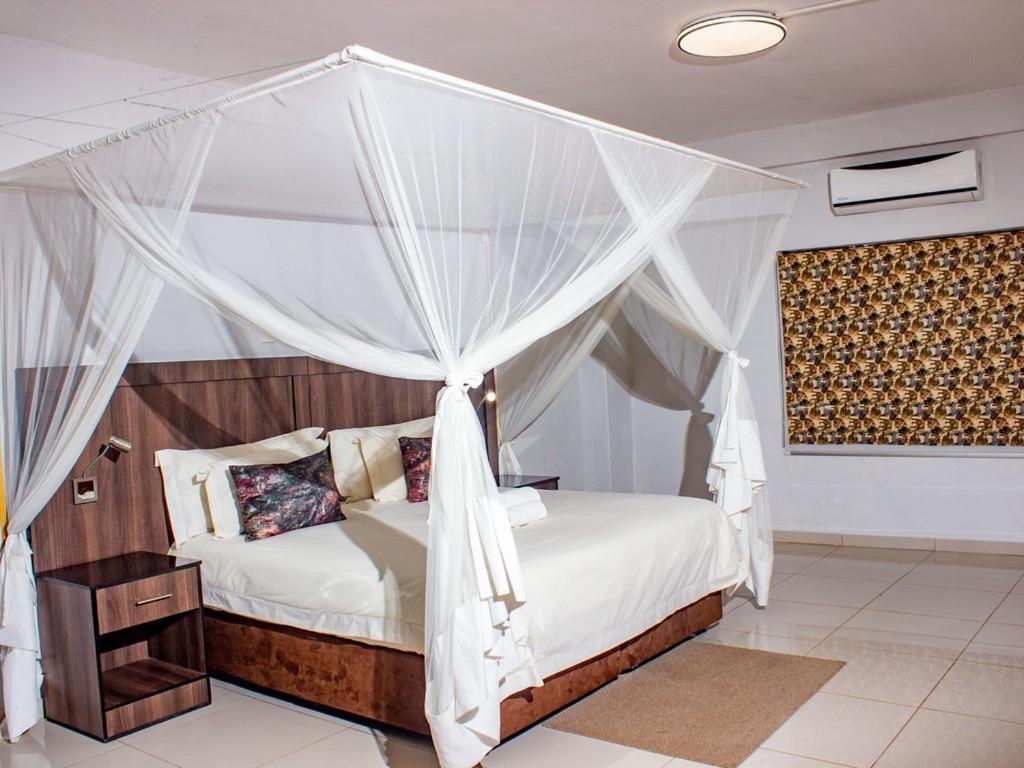 Wild View Resort Kasane Room photo