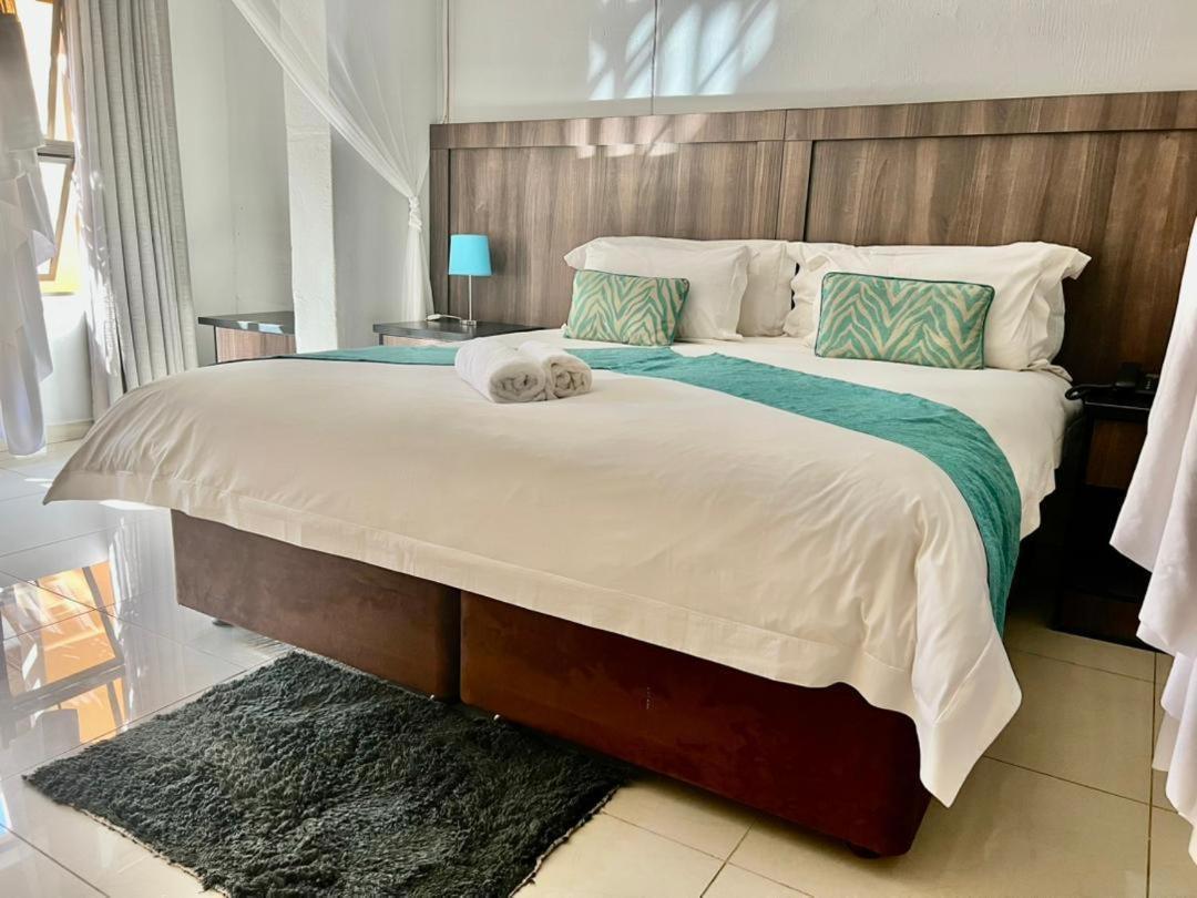 Wild View Resort Kasane Room photo